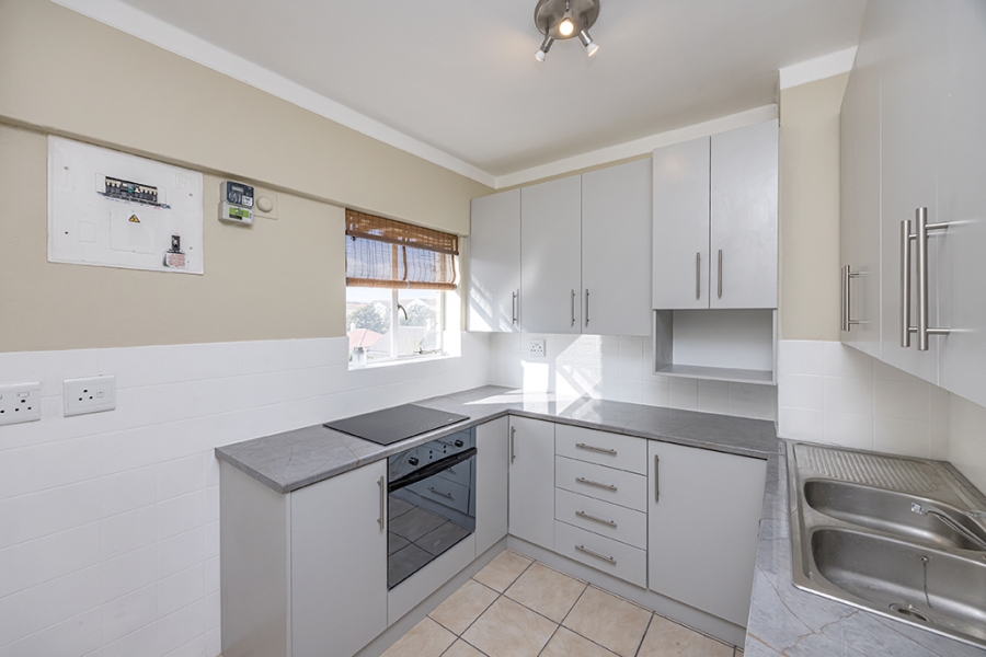 2 Bedroom Property for Sale in Rondebosch Western Cape